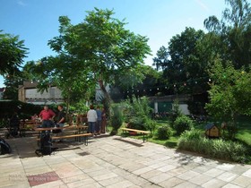 Space Hotel & Hostel Leipzig