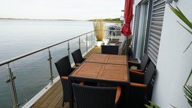 Schwimmendes Ferienhaus Robby II