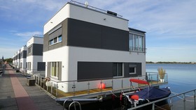 Schwimmendes Ferienhaus Robby II