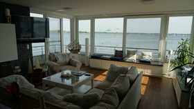 Schwimmendes Ferienhaus Robby II