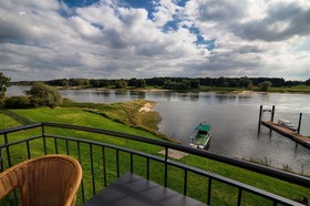 Hotel Elbterrassen zu Brambach
