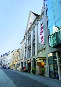 DORMERO Hotel Halle