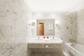 DORMERO Hotel Halle