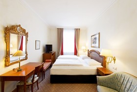 DORMERO Hotel Halle