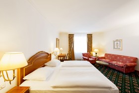 DORMERO Hotel Halle
