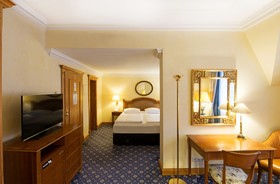 DORMERO Hotel Halle