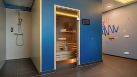 Holiday Inn - the niu, Ridge Halle Central Station