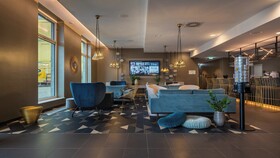Holiday Inn - the niu, Ridge Halle Central Station