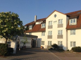 Check-Inn Hotel