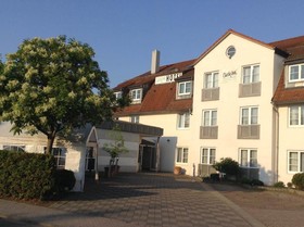 Check-Inn Hotel