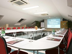 Check-Inn Hotel