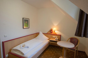 Bernstein Acamed Resort