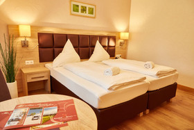 Bernstein Acamed Resort