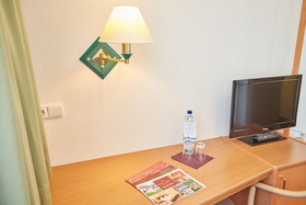 Bernstein Acamed Resort