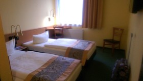 Acron Hotel