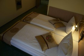 Acron Hotel