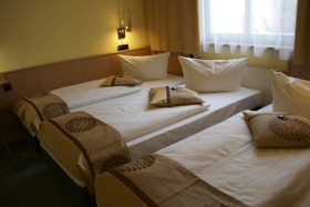 Acron Hotel