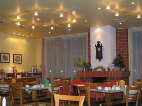 Acron Hotel