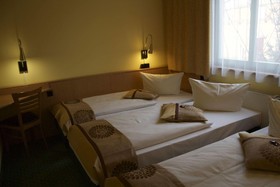 Acron Hotel