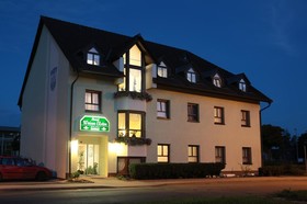 Weiße Elster