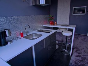 Hotel 108