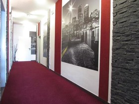 Hotel 108