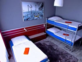 Hotel 108