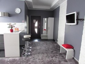 Hotel 108