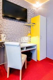 Hotel 108
