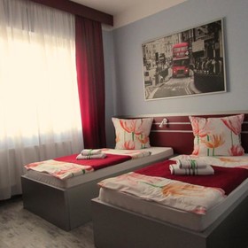 Hotel 108