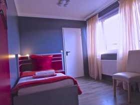 Hotel 108