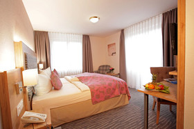 Eden Hotel - Haus an den Thermen