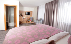 Eden Hotel - Haus an den Thermen