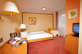 Eden Hotel - Haus an den Thermen