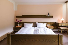 Zum letzten G'stehr - Black Forest River Side Hotel