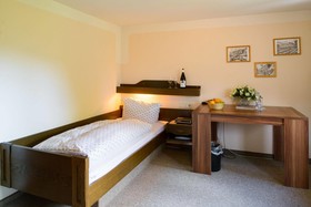 Zum letzten G'stehr - Black Forest River Side Hotel