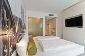 Super 8 by Wyndham Freiburg