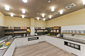 Super 8 by Wyndham Freiburg