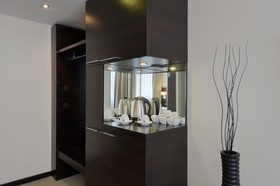 Zi Hotel & Lounge