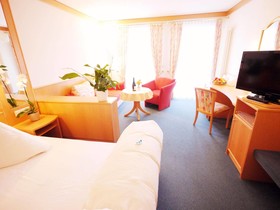 Kreuz-Post Hotel-Restaurant-Spa