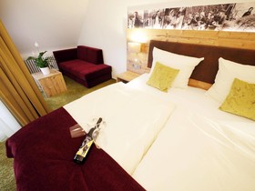 Kreuz-Post Hotel-Restaurant-Spa