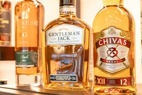 Central Hotel & Lounge