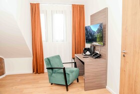 Central Hotel & Lounge