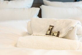 Central Hotel & Lounge