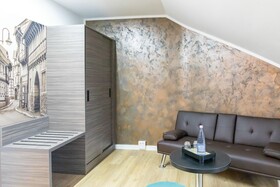 Central Hotel & Lounge