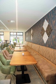 Central Hotel & Lounge