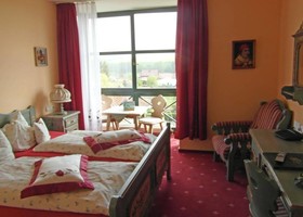 Landhotel Burgenblick