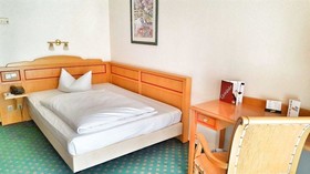 B&B HOTEL Gera