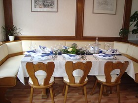 Hotel & Gasthof Zum Goldenen Hirsch