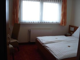 Panorama Hotel - Restaurant Am Frankenstein